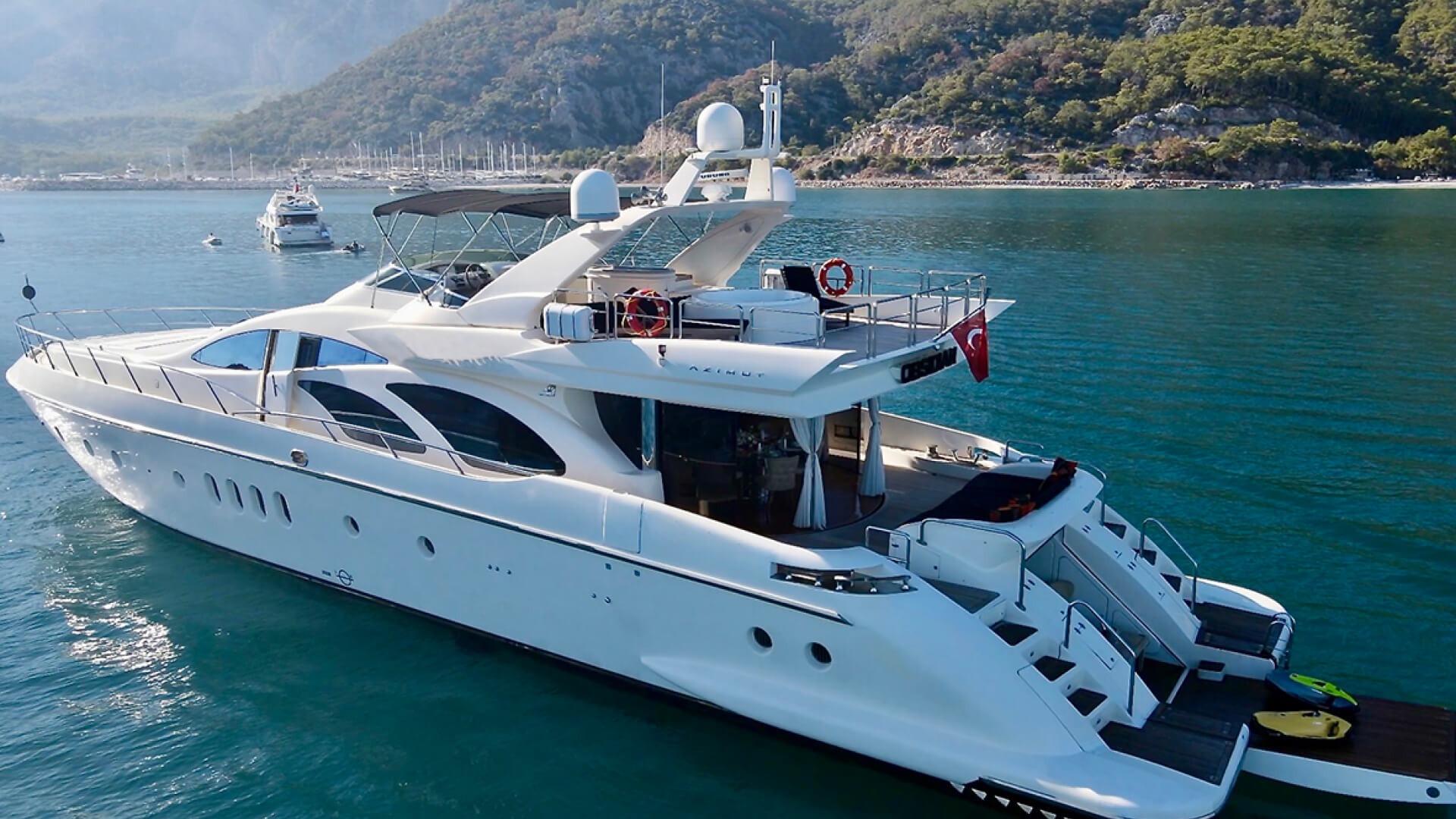Azimut 30m luxury motor yacht