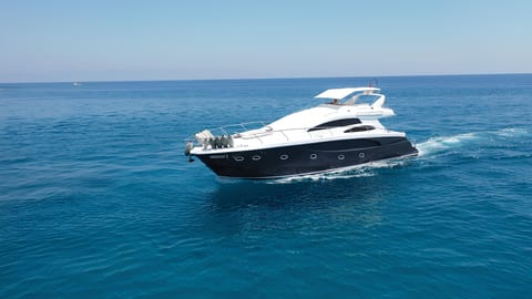 Medusa 1 — Petra Noir fleet