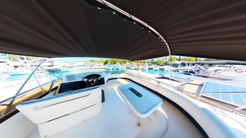 Medusa 4 — Petra Noir fleet
