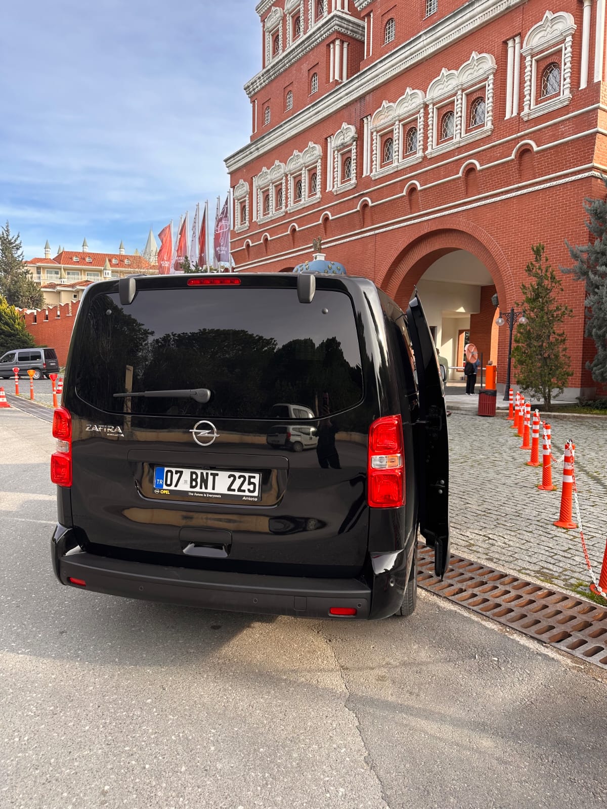 Petra Noir VIP transfer